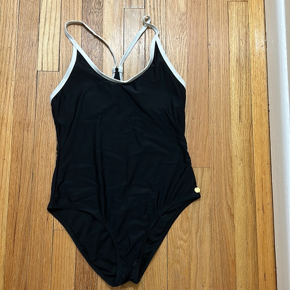 Lanidor Women’s One Piece Swimsuit Black & White Size Medium